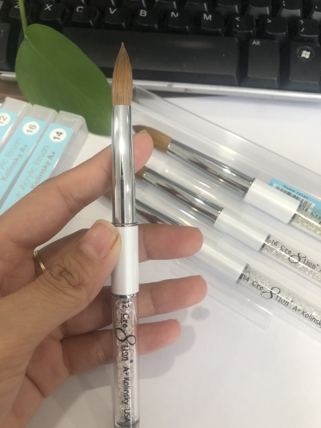 Cọ đắp bột cán đá Cre8tion của Mỹ đủ size