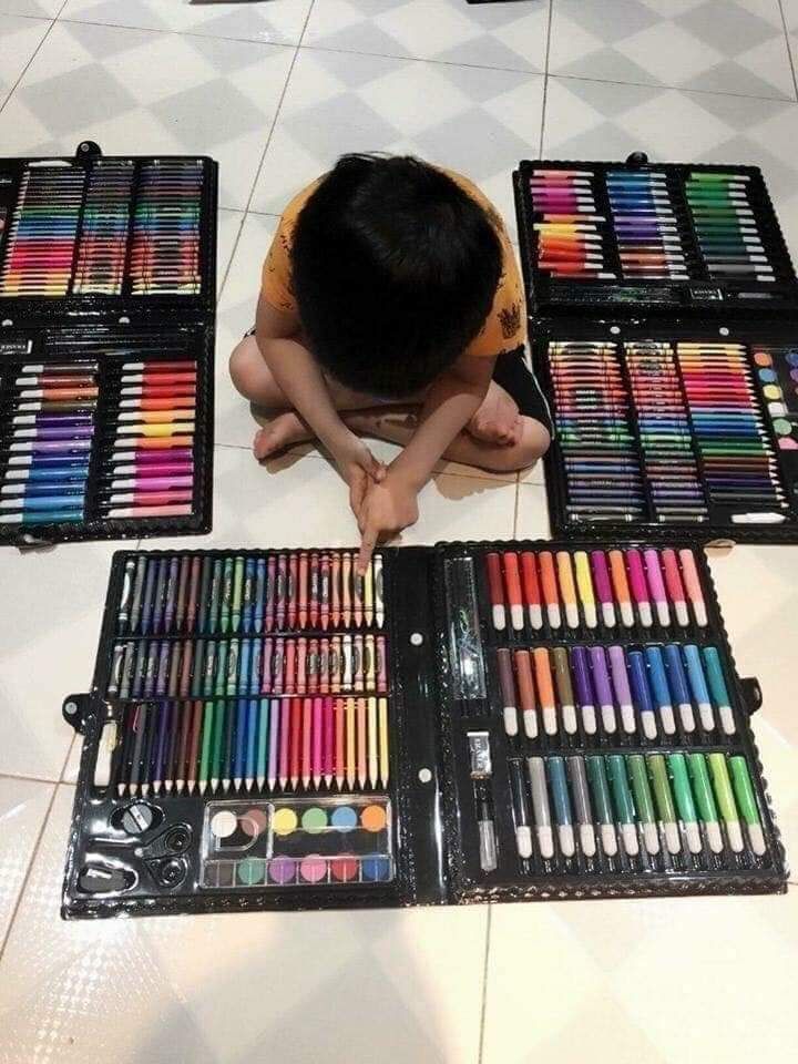 bộ sáp màu 150 chi tiết