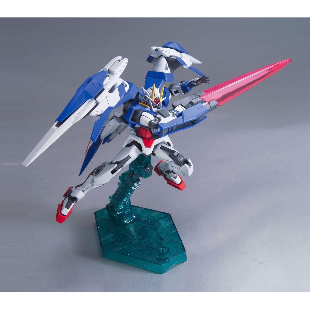 Mô hình lắp ráp HG 00 Raiser + GN Sword III tặng base