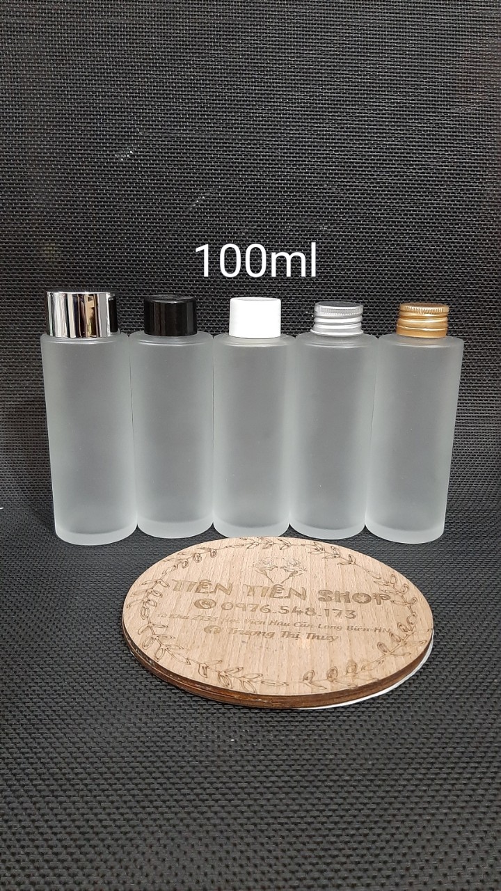 Chai thủy tinh mờ vai vuông 100ml nắp vặn
