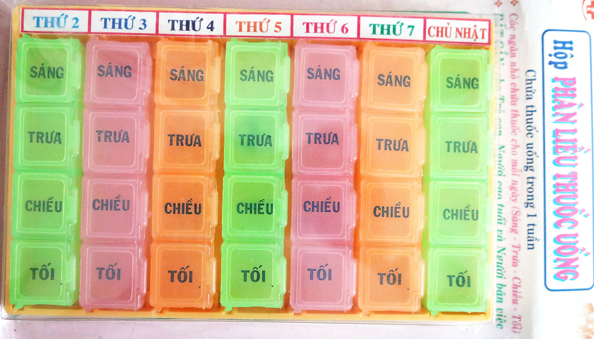 Hộp phân liều thuốc 1 tuần