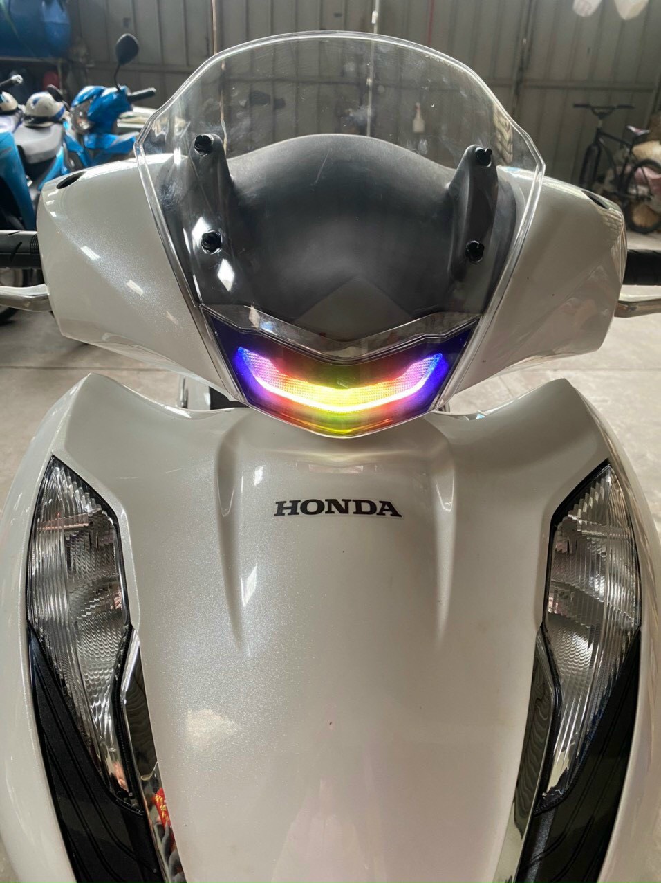 Bộ kiếng chắn gió SH350i (Full phụ kiện)