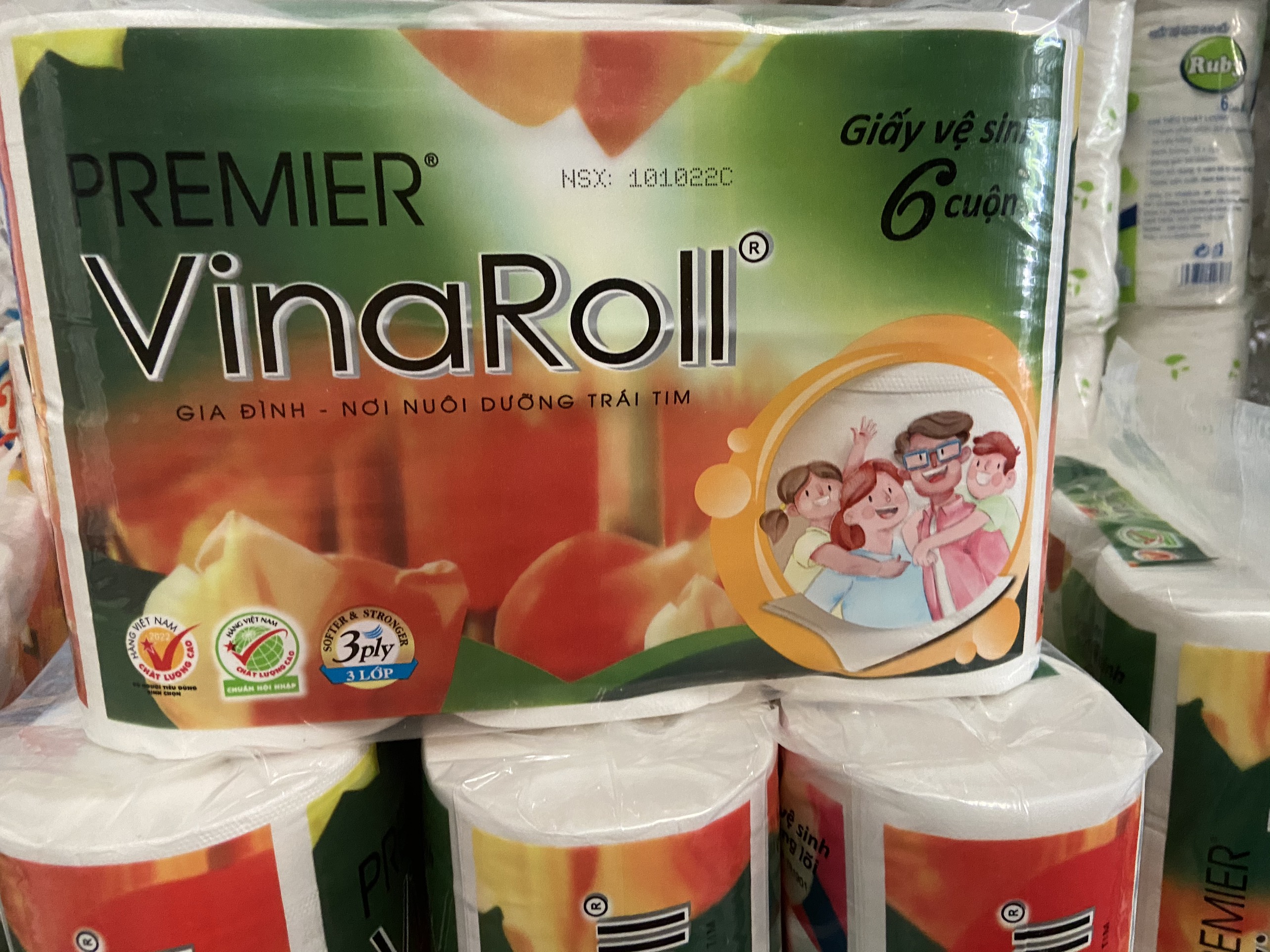 Giấy vệ sinh cao cấp VINAROLL