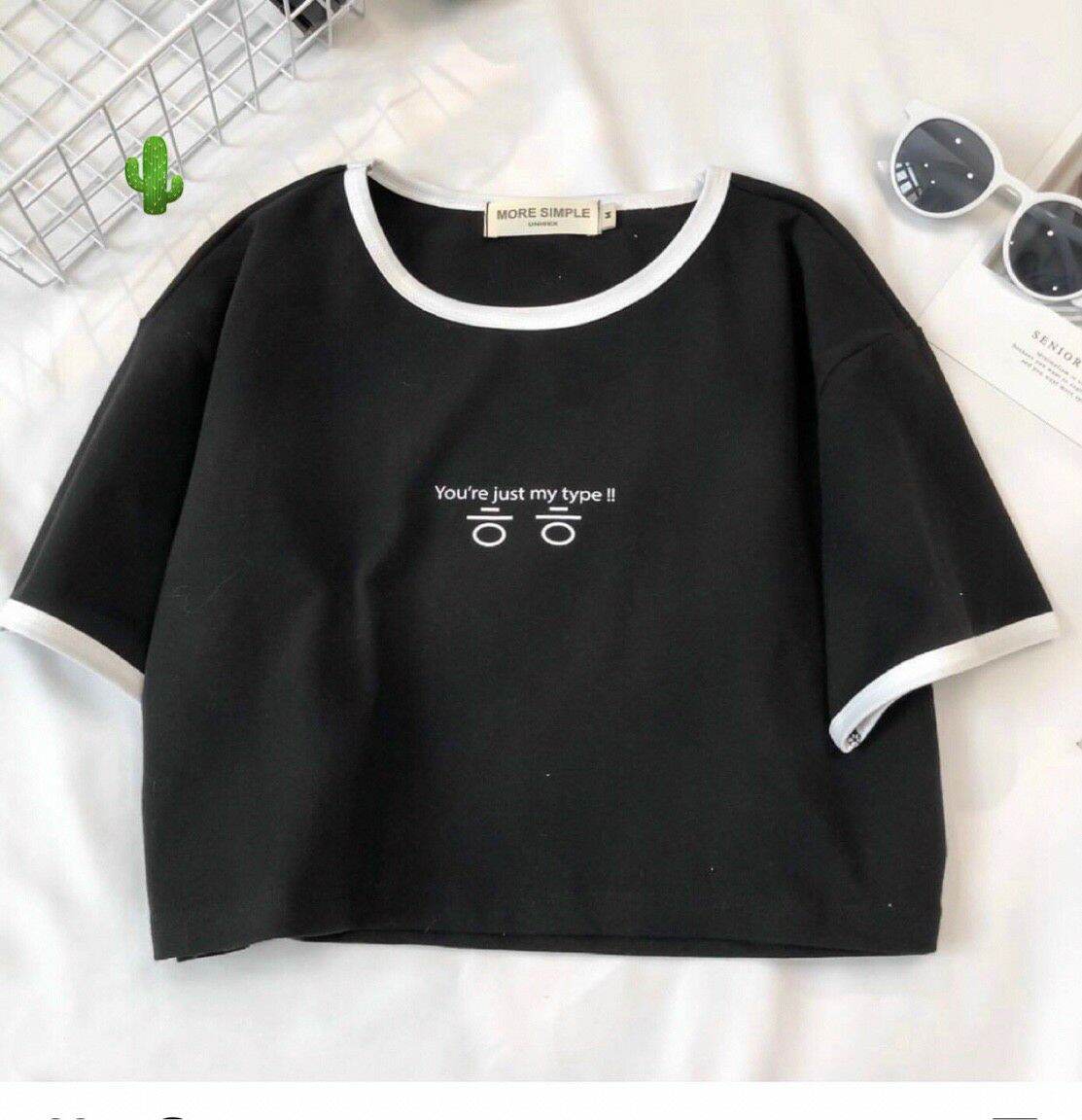 [HCM]Áo croptop viền thêu chữ hàn