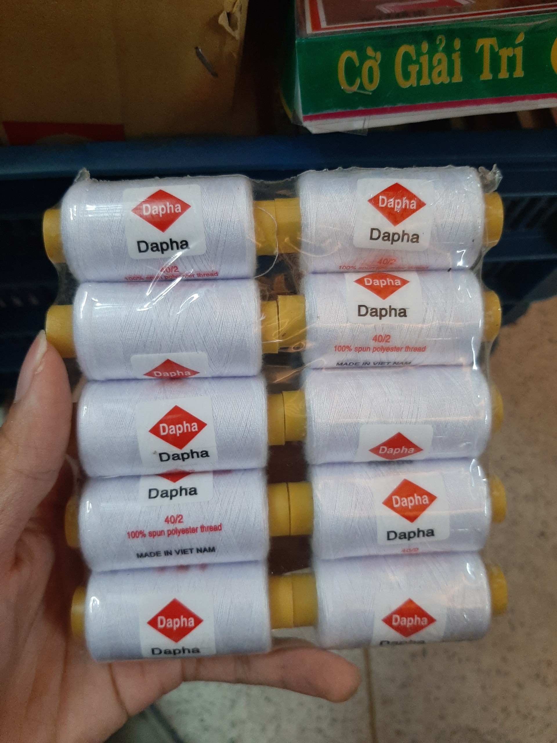 Lốc 10 cuộn chỉ may cuộn lớn