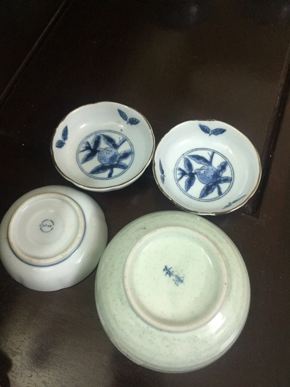 Bộ chén xưa