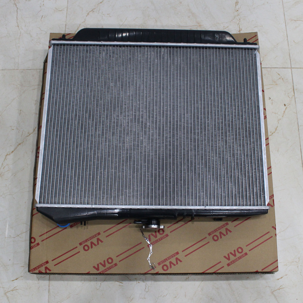 Két nước Isuzu Trooper, 2003-2008, số sàn, cao cấp