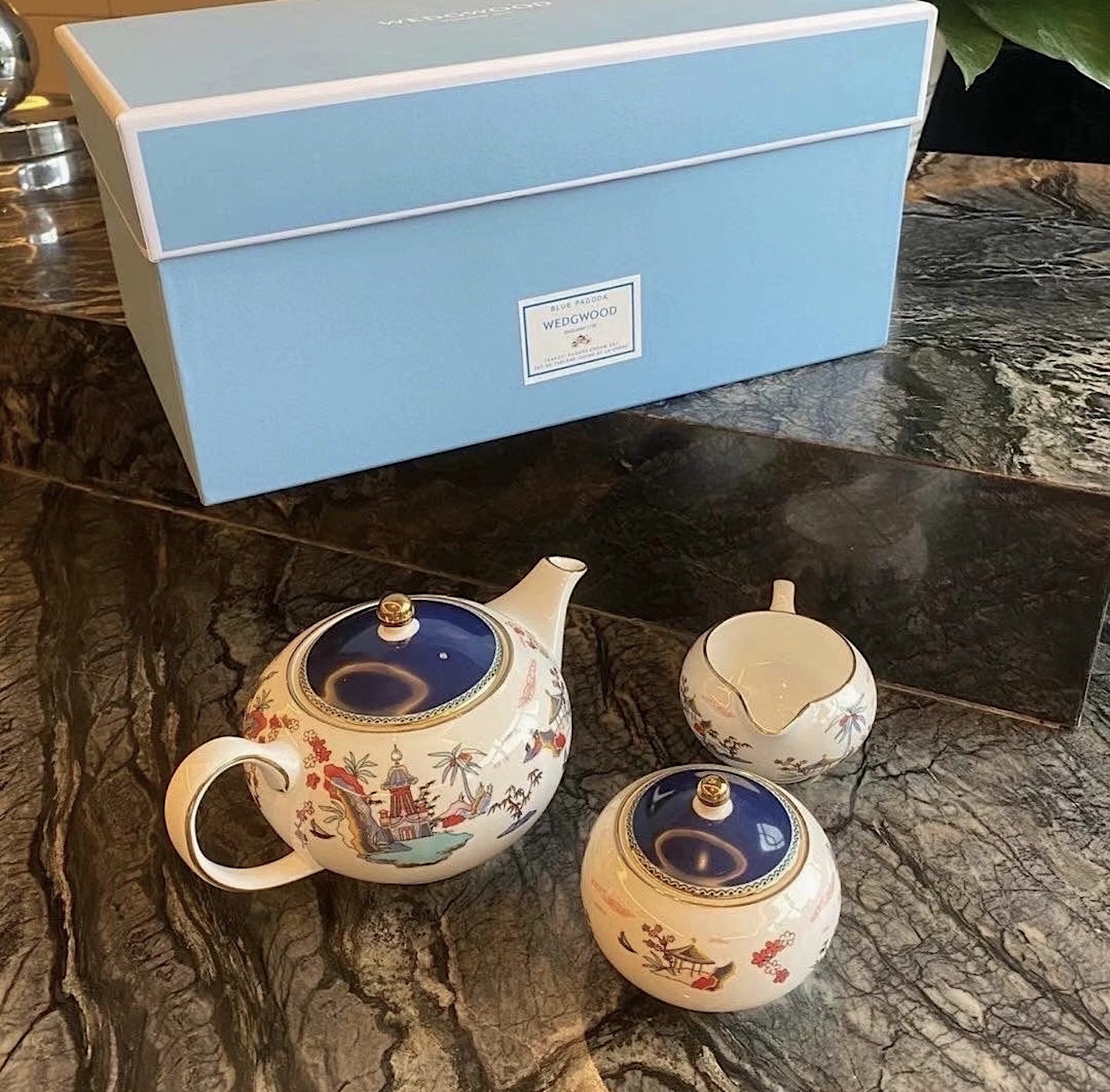 Bộ Bình Trà 3 món Wedgwood - Wedgwood Wonderlust Blue Pagoda 3 Piece Set