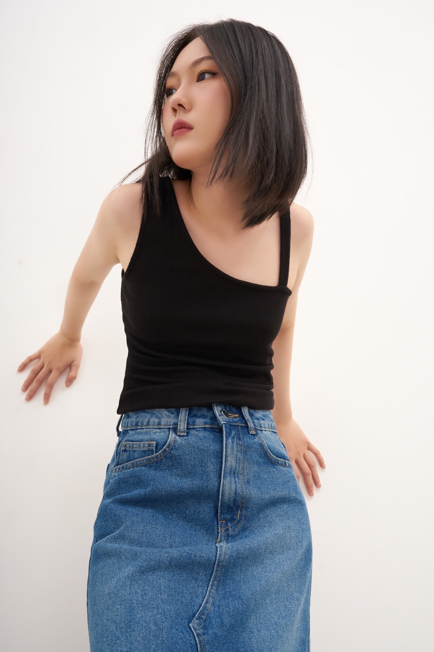 DOTTIE - Áo kiểu lệch vai vải thun T0615