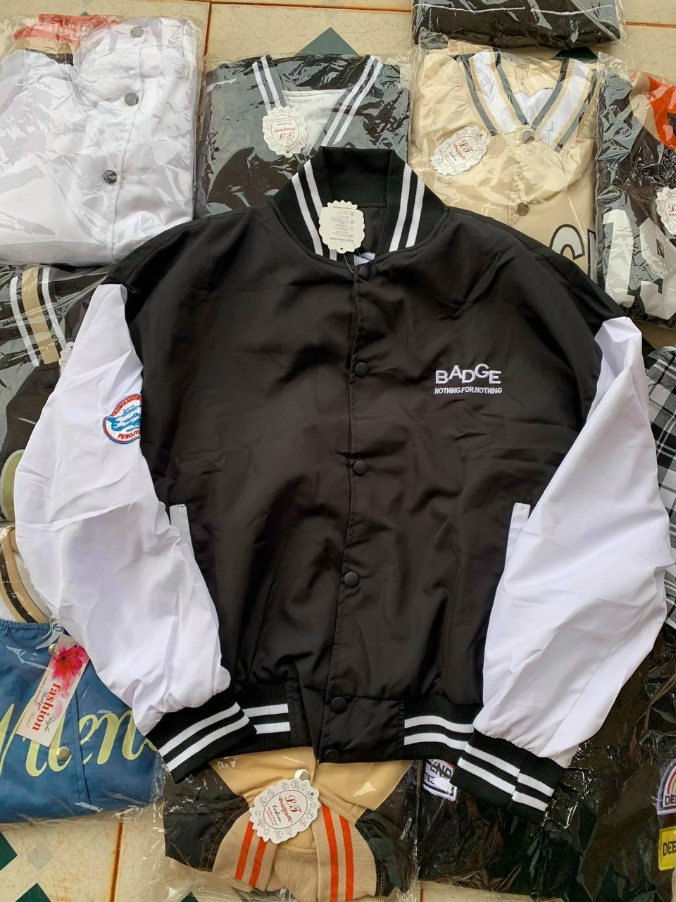 [HCM]KHOÁC DÙ KIỂU BOMBER DÀY DẶN 3 MÀU TP TKT