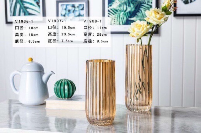 Lọ hoa thuỷ tinh vàng sang chảnh