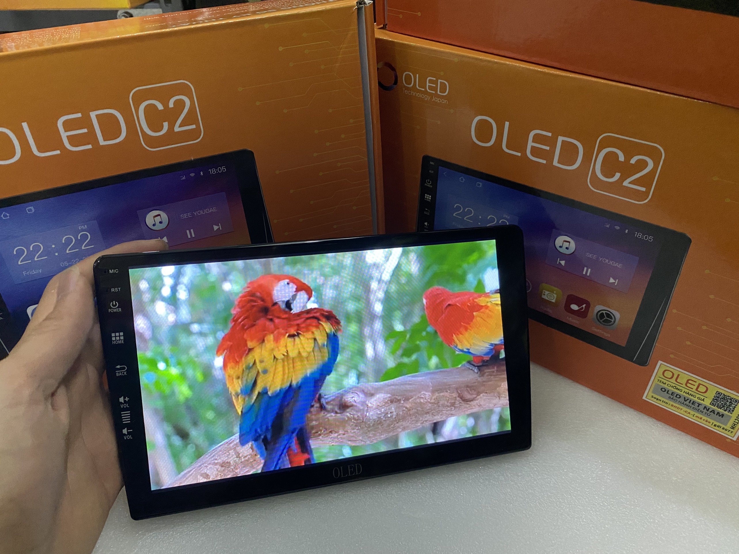 [Hỗ Trợ Lắp Đặt] Màn hình ô tô android OLEDPRO lắp sim 4G, thu phát wifi, Màn hình DVD android oledpro giá rẻ Nghe nhạc xem phim hình ảnh trung thực sắc nét, camera lùi, màn hình dvd xe hơi, Màn hình ô tô giá rẻ , UY TÍN 166