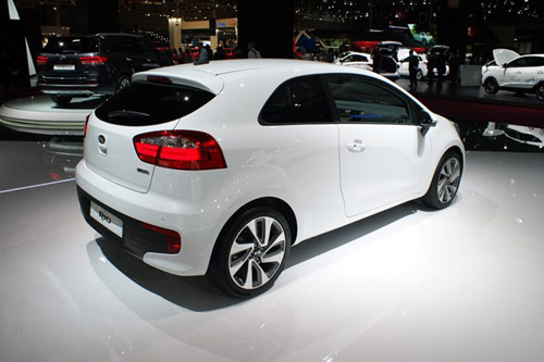 Đôi ty chống cốp sau Kia Rio hatback 2012-2015