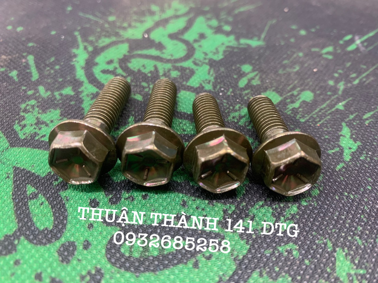 ỐC 8LY GÁC CHÂN TRƯỚC SPORT / XIPO - BỘ 4 CON