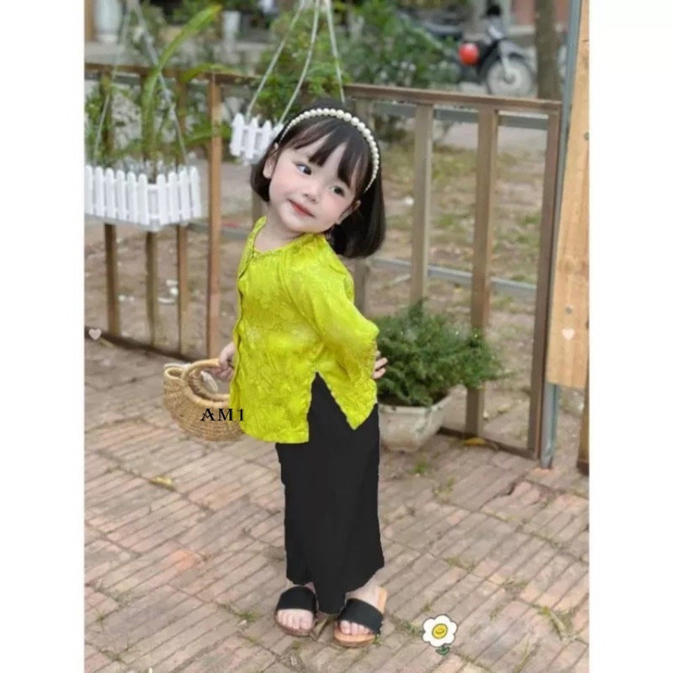 Bộ bà ba gấm lụa in hoa chìm cho bé gái 8-20kg