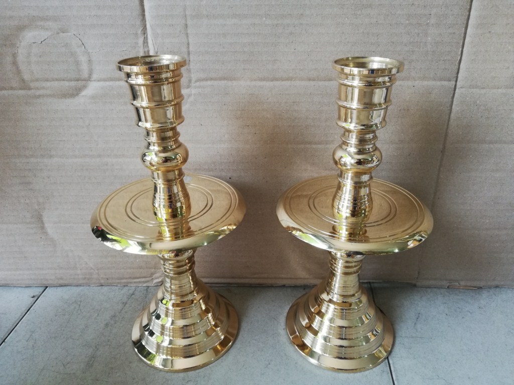 Cặp Chân nến bằng đồng 34cm sắc nét