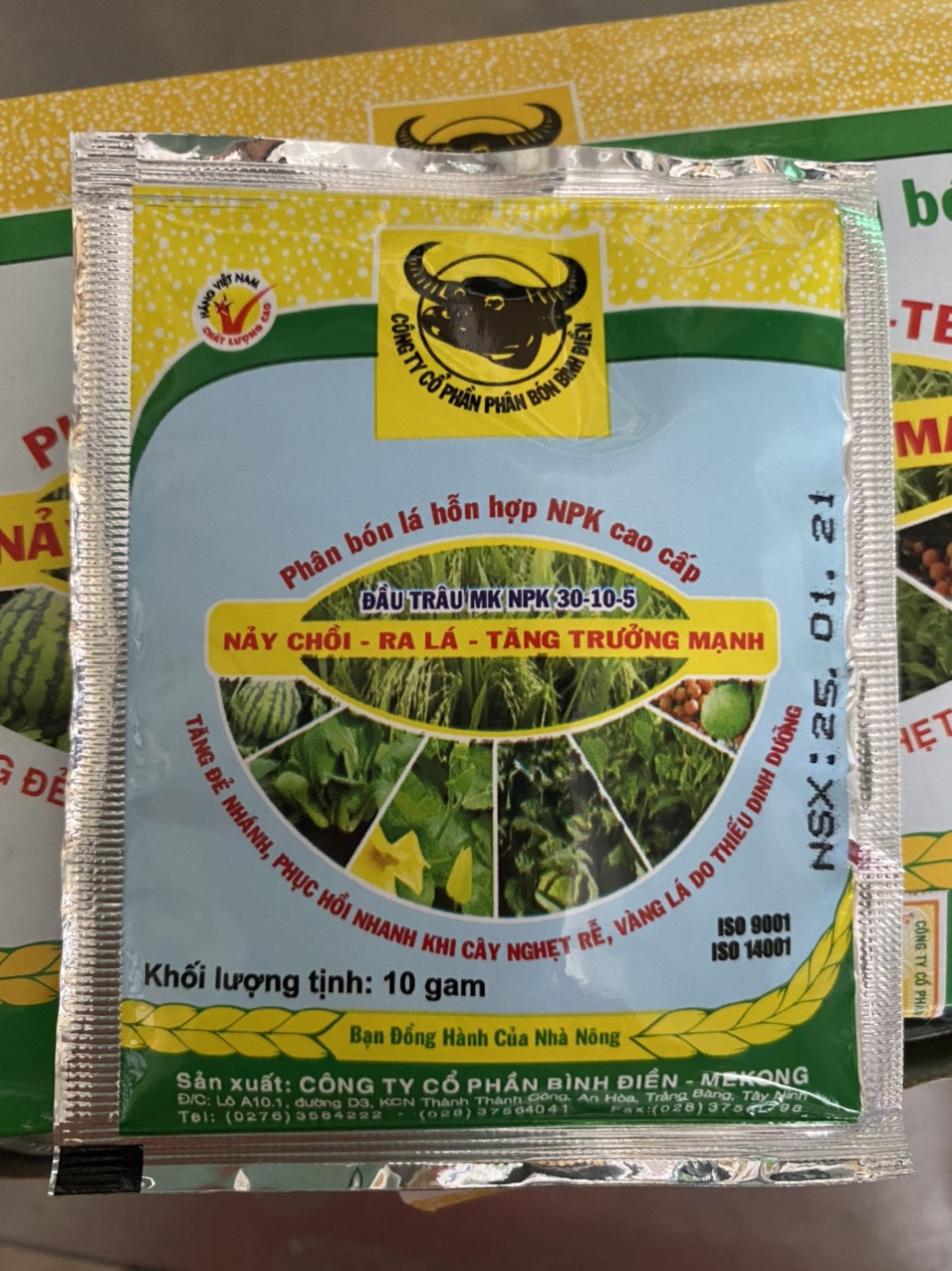 Phân bón lá siêu tăng trưởng nảy chồi ra lá đầu trâu cao cấp (gói 10g)