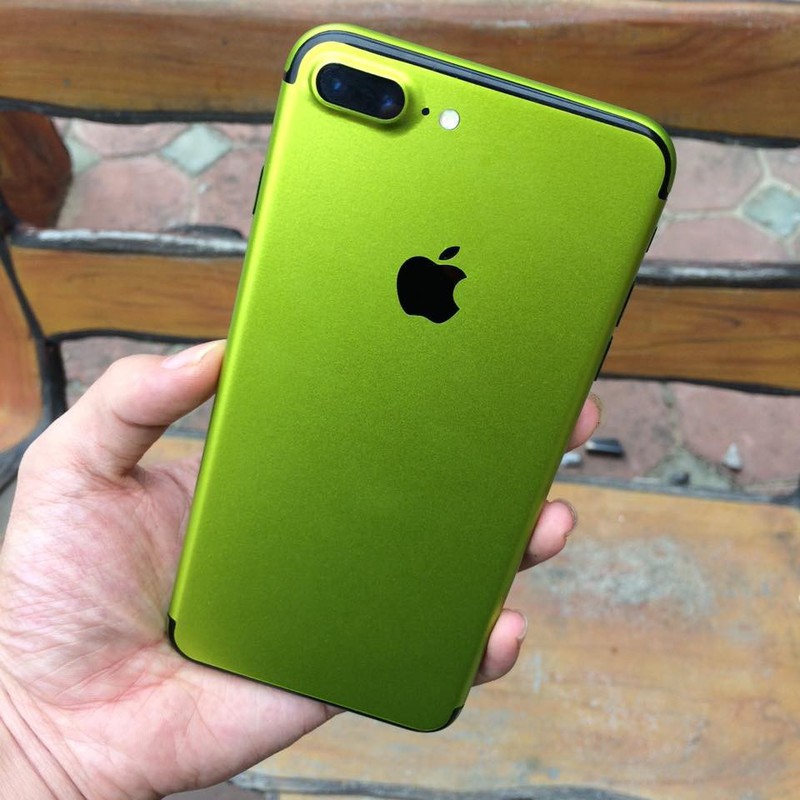 Dán Skin cho iPhone 8 Plus màu xanh chuối