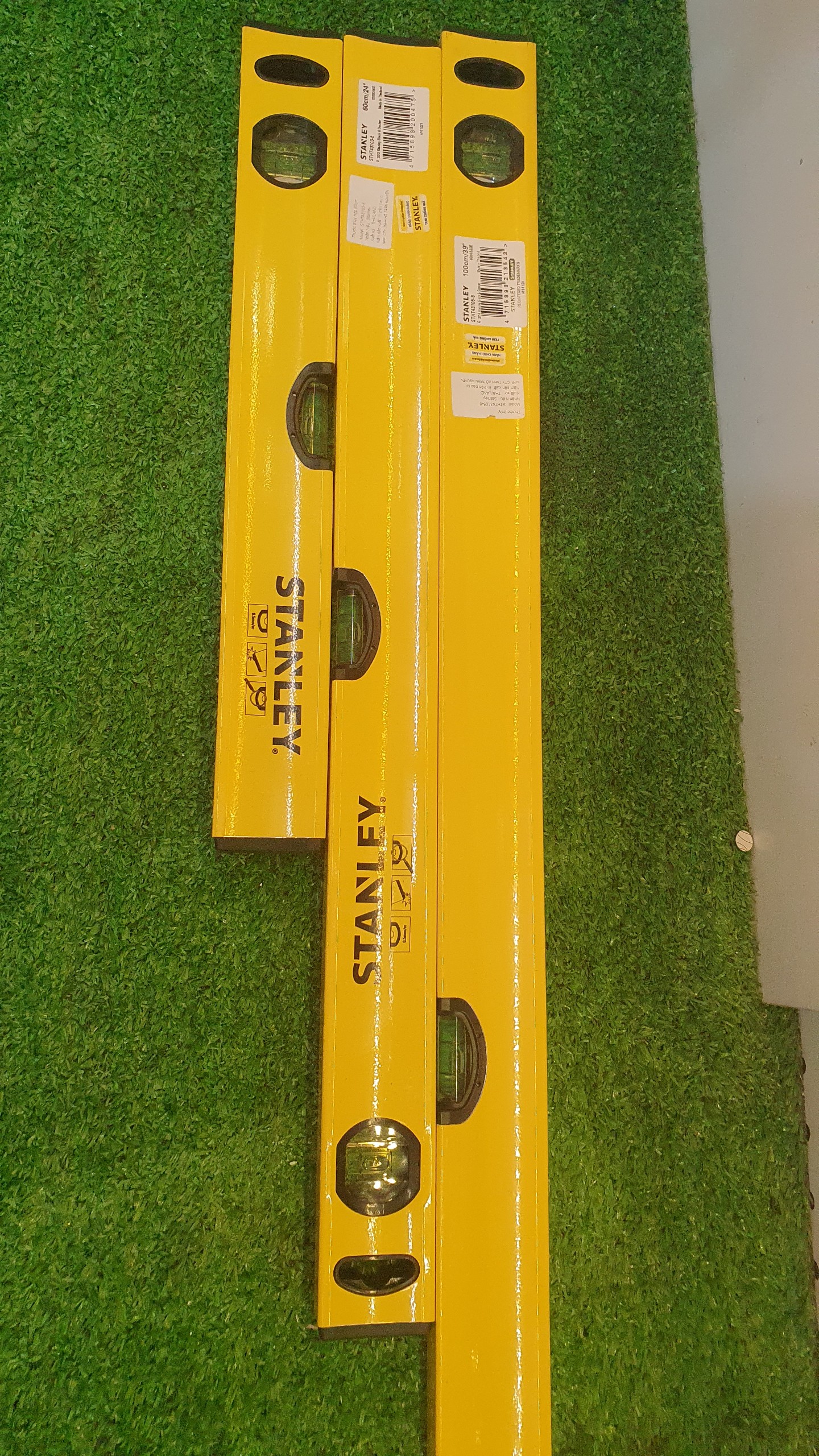 Thước thủy Stanley 40 ,60,và 1m.