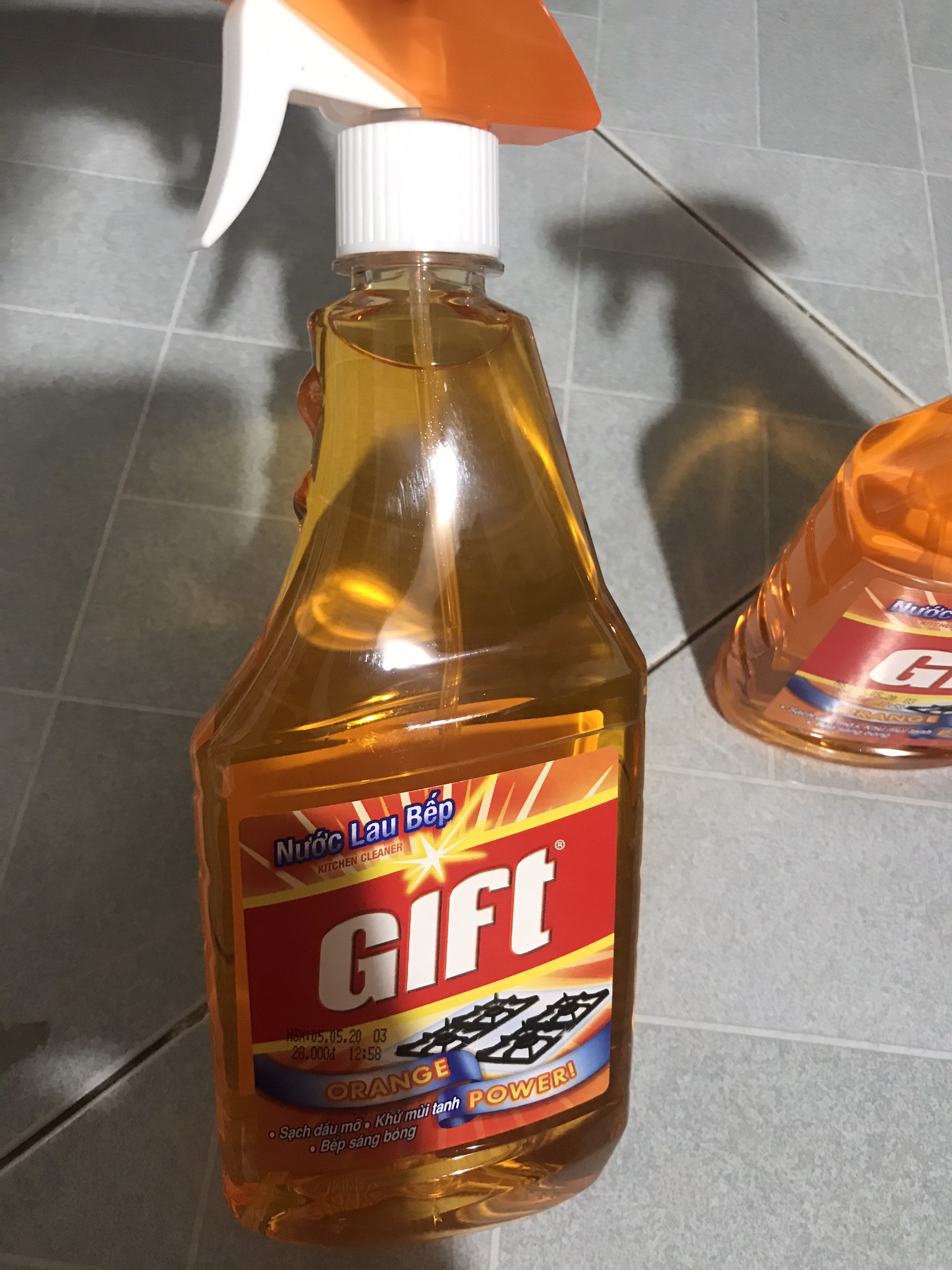 [HCM]Nước lau bếp hiệu gift ( 520 ml)