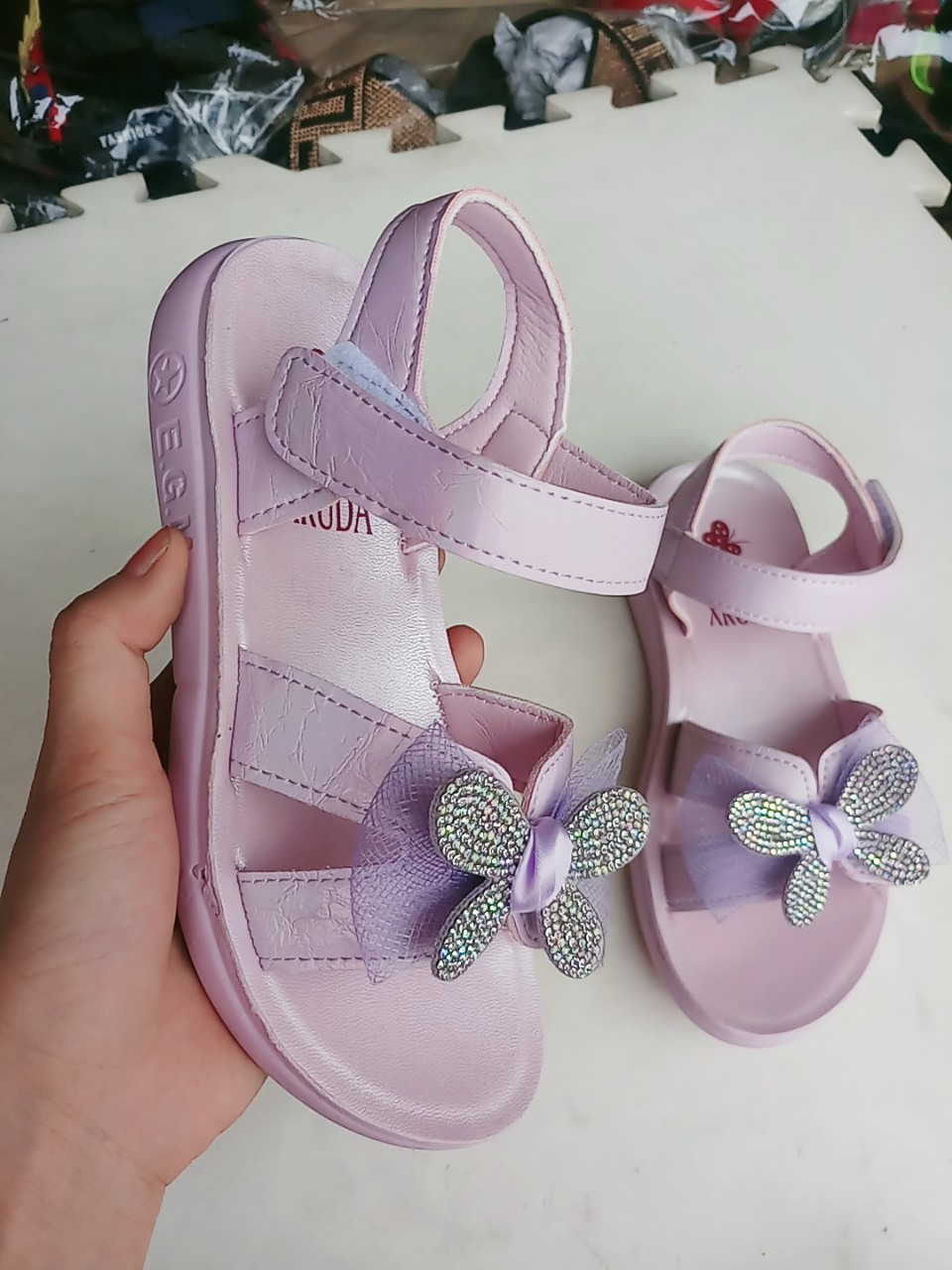 dép sandal trẻ em