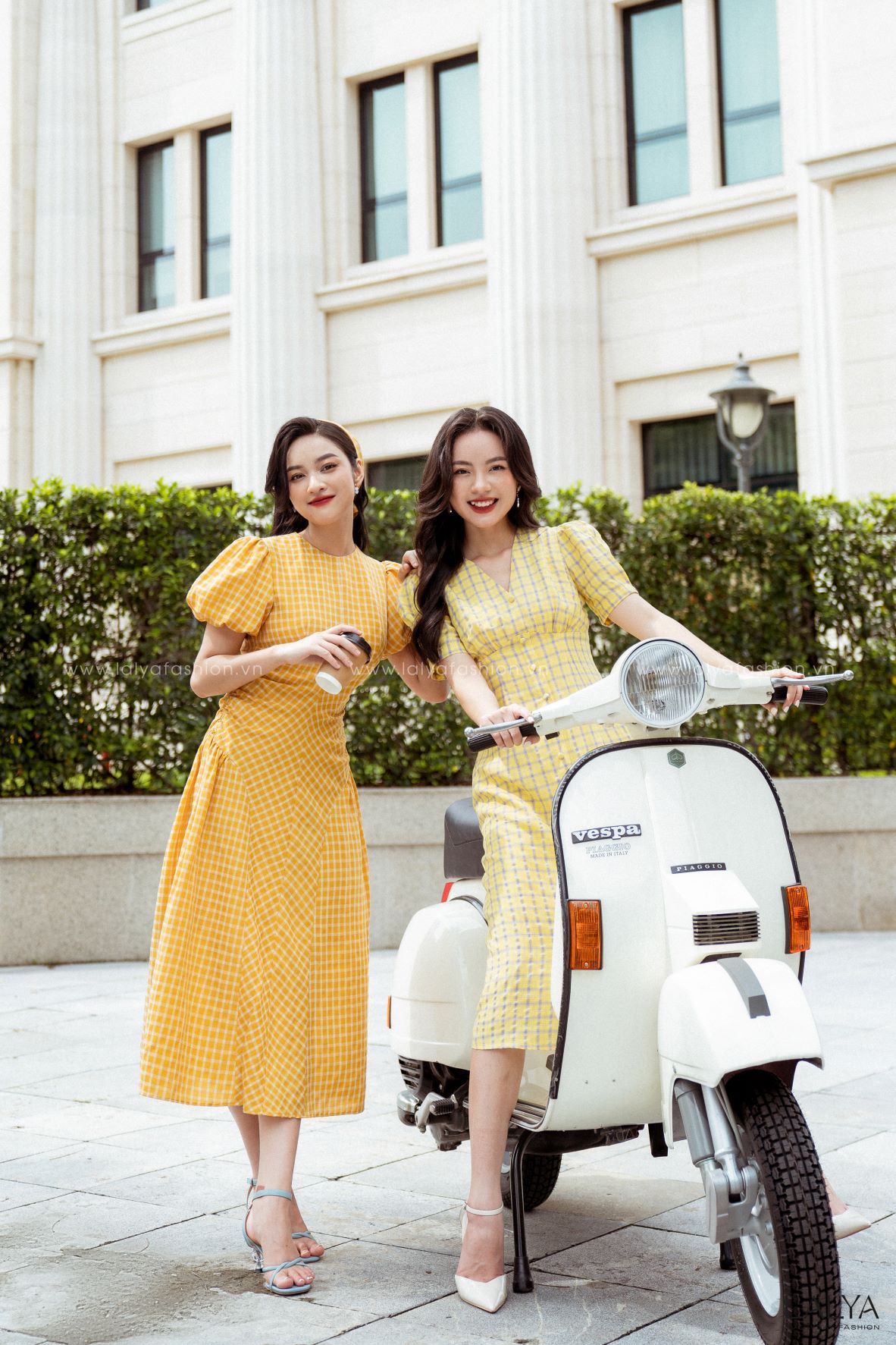 LALYA_D438_ Váy kẻ ô tay bồng hạ eo-Vàng