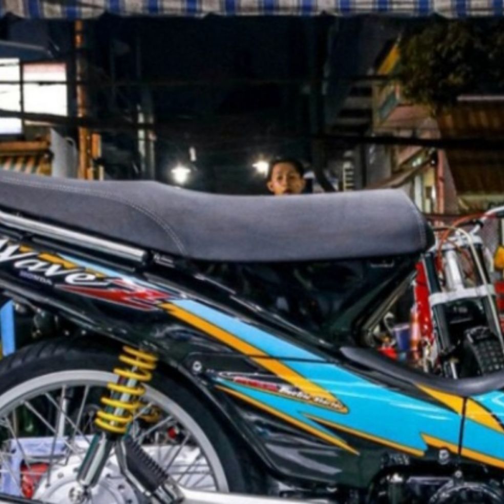 [HCM]Tem xe wave 110  tem rời 3 lớp bóng cao cấp dán xe đen