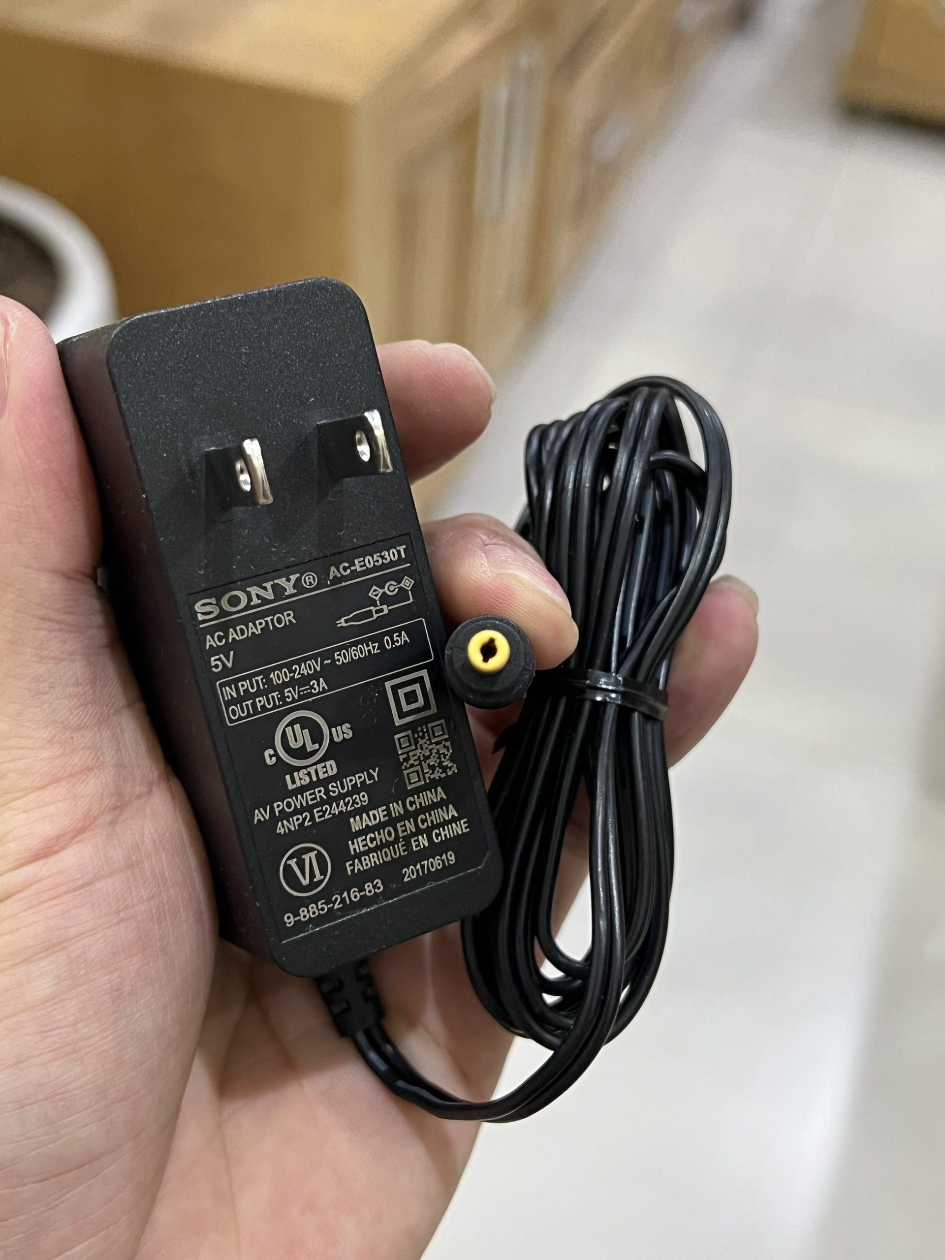 sạc pin 5v 3a loa Bluetooth sony