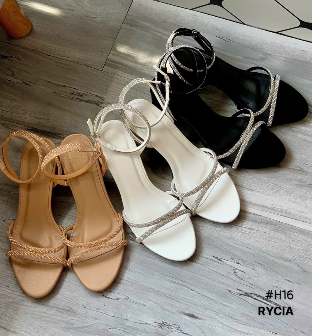 Sandal 7F gót vuông đính đá