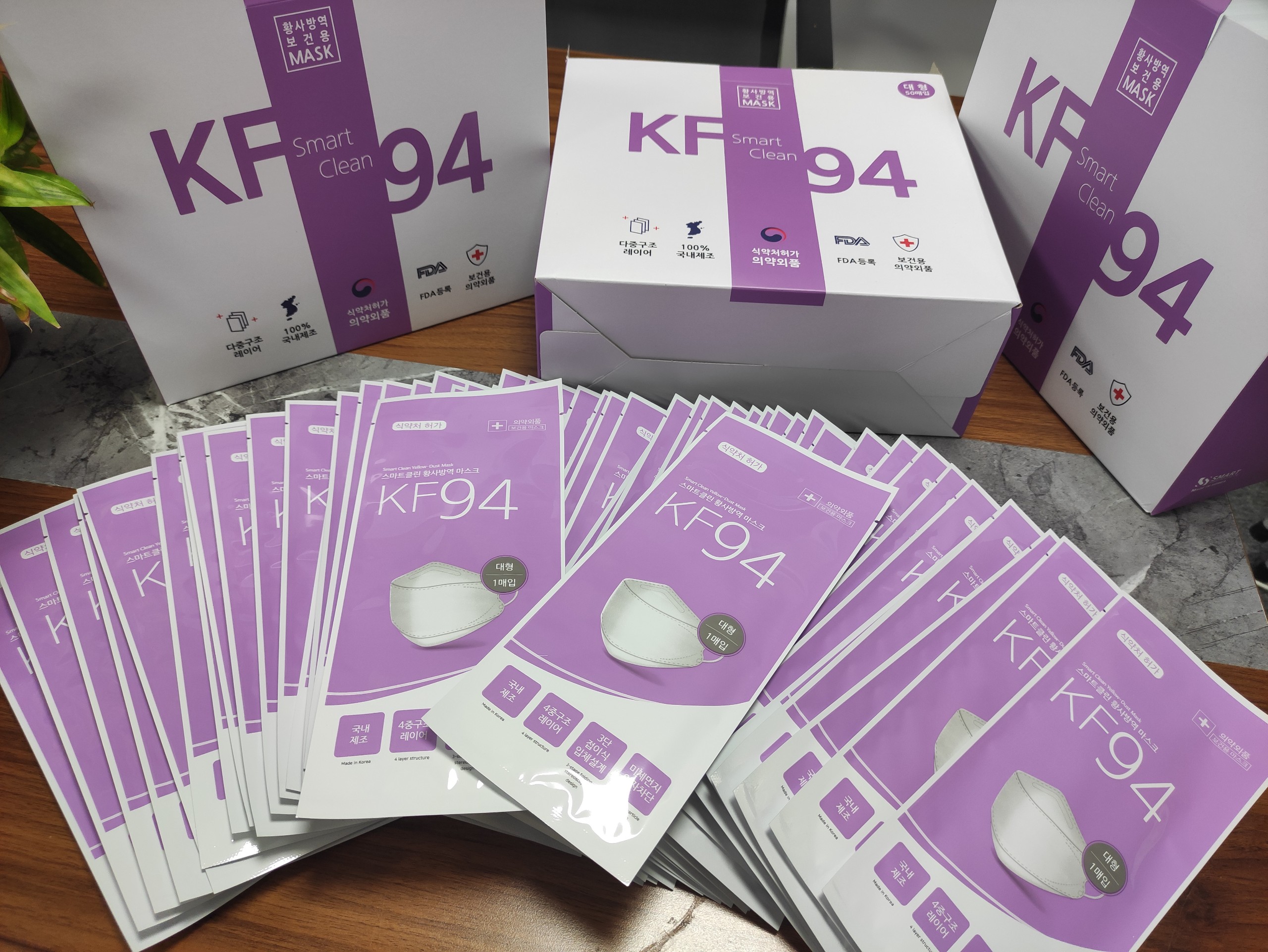 Khẩu trang KF94 Hàn Quốc màu trắng (gói 1 chiếc)