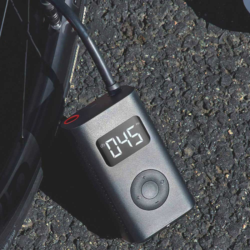 Bơm xe cầm tay đa năng Xiaomi Mijia Bicycle Pump MJCQB01QJ sạc điện hiển thị áp suất lốp dùng cho cả ô tô