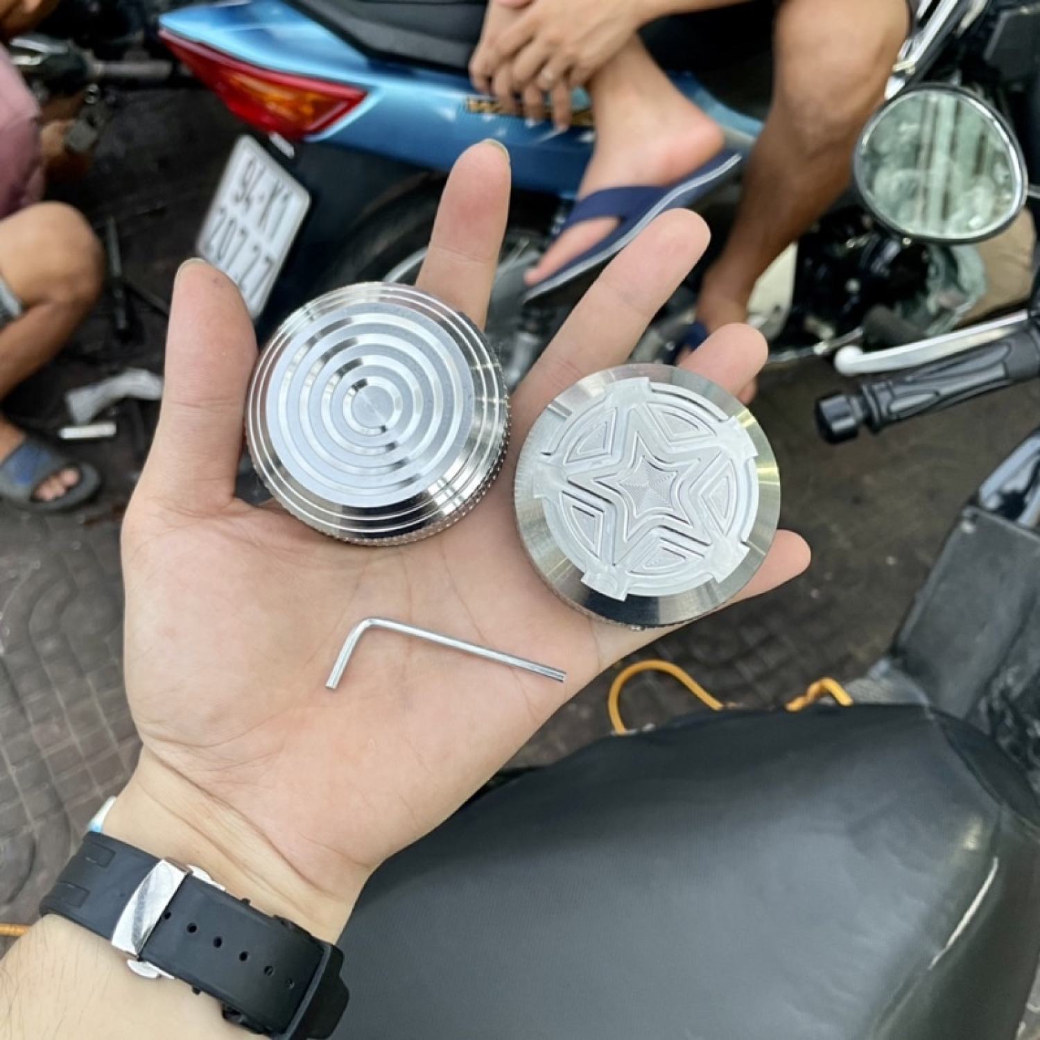 Nắp Xăng Salaya Inox 304 CNC