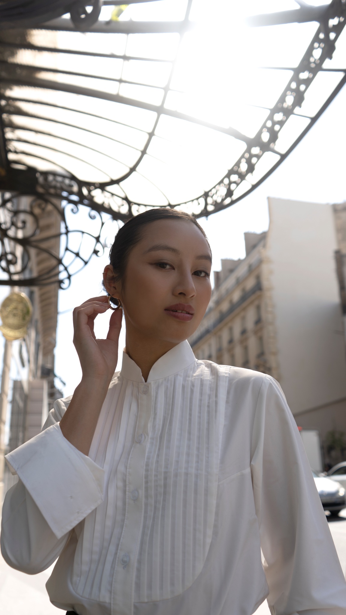 Kate White Shirt - Áo sơ mi xếp ly cổ trụ