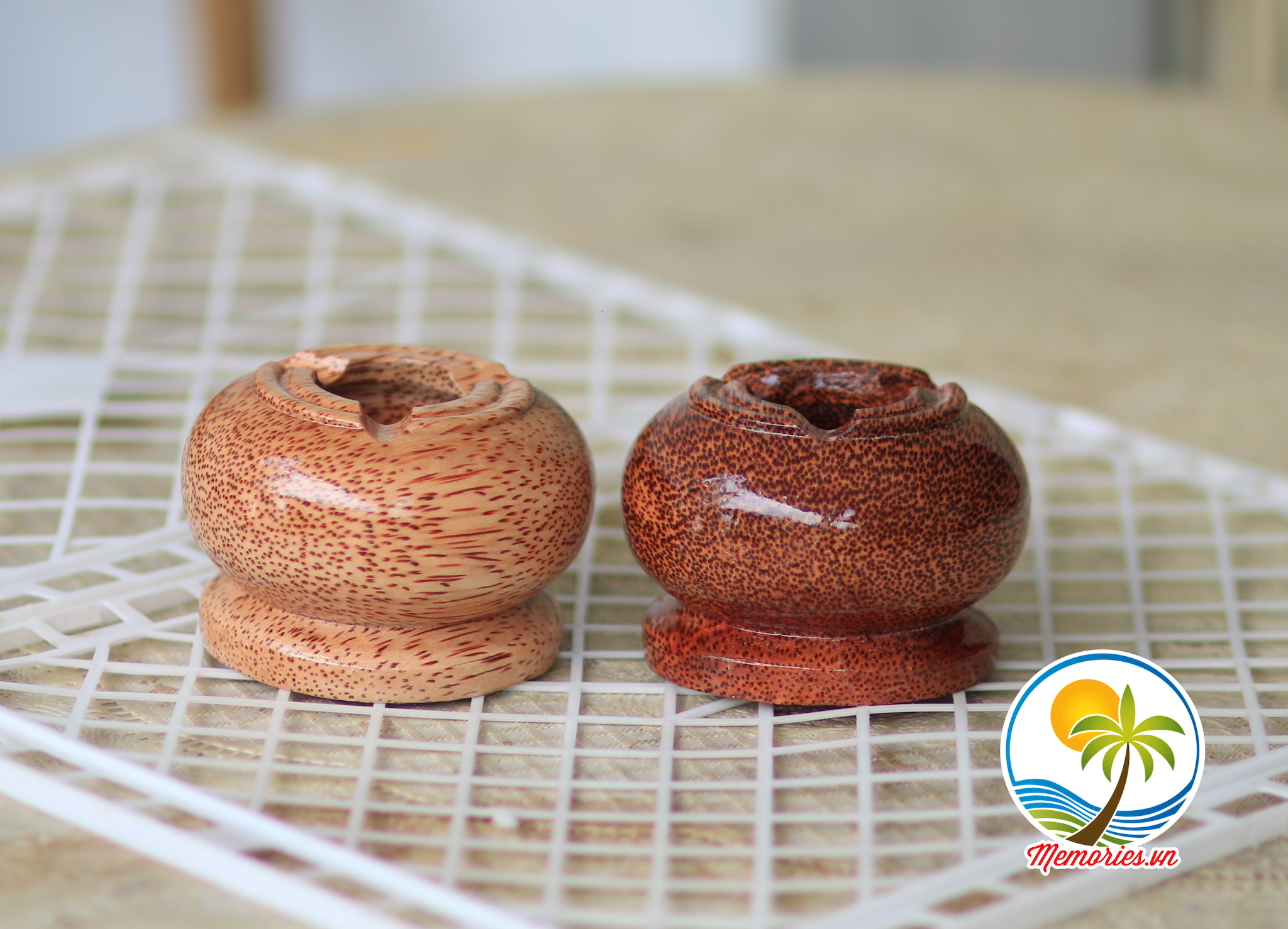 Gạt Tàn Làm Bằng Gỗ Dừa, Quà Tặng Trang Trí Hanmade