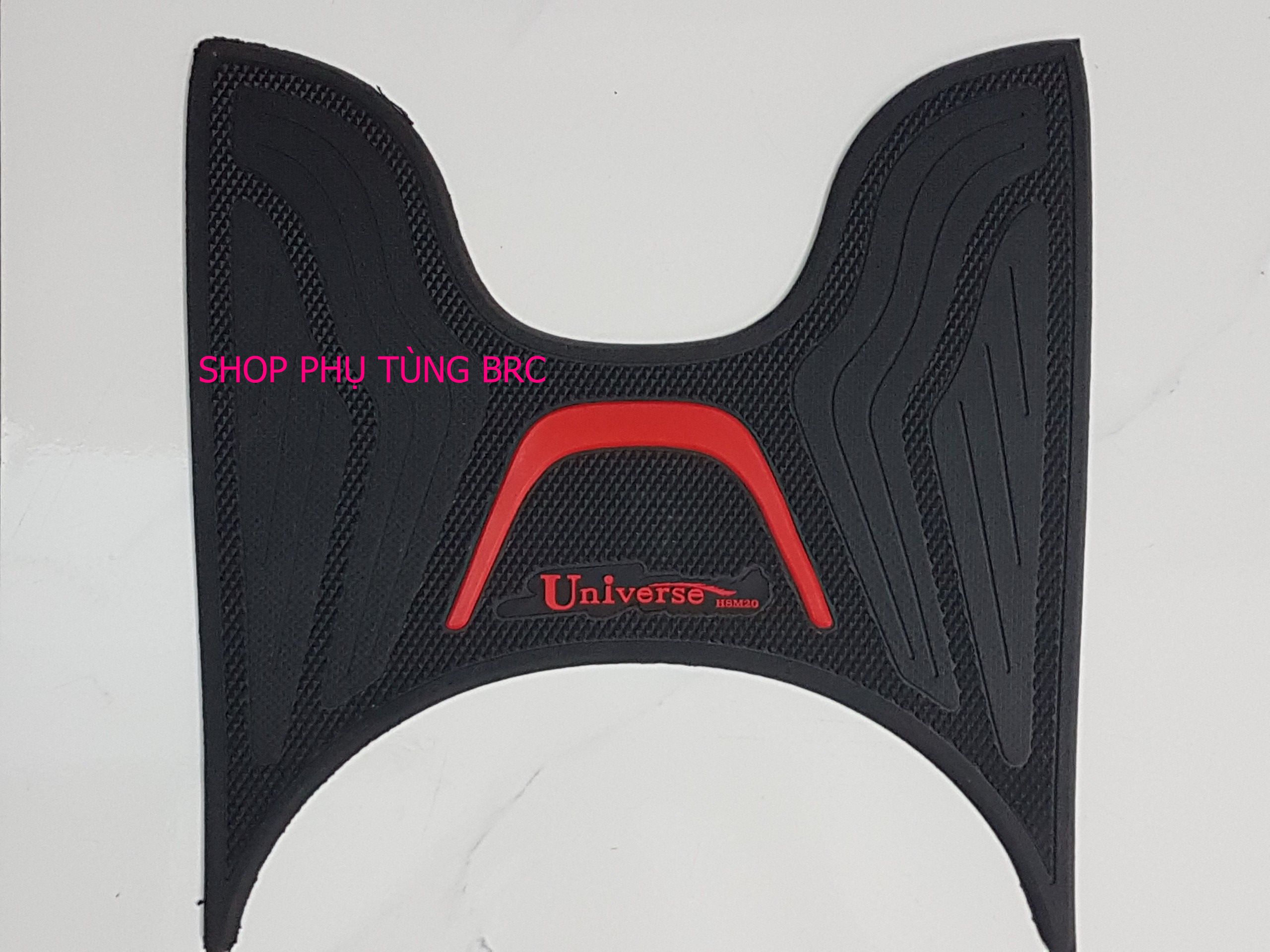 Thảm để chân màu đen dấu móc đỏ xe sh mode 2020.
