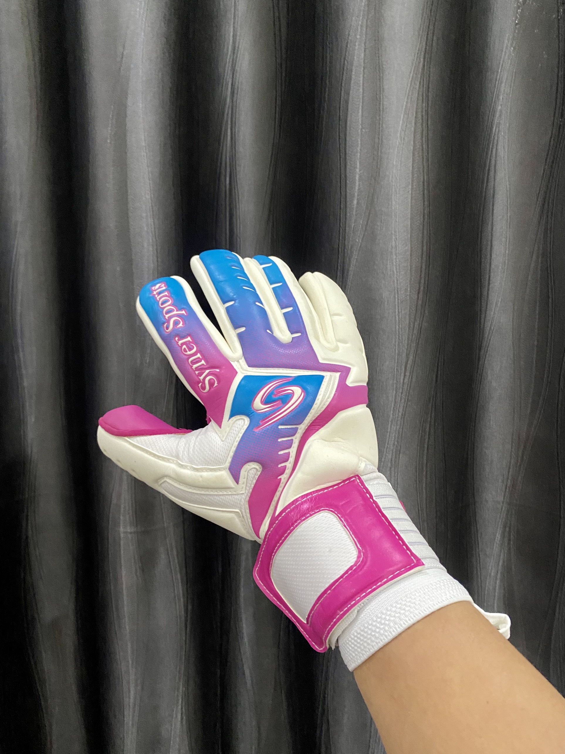 Găng Tay Thủ Môn Syner Hồng - MOMOSHOP ( KHÔNG XƯƠNG )