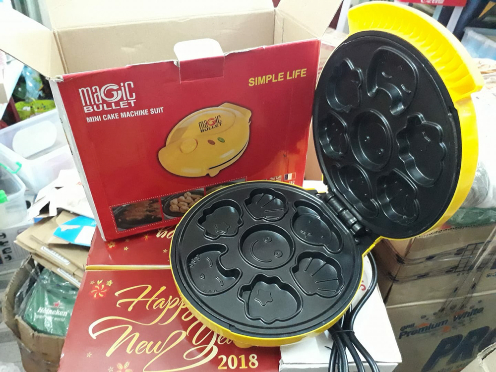 Máy Nướng Bánh Và Làm Bánh Hình Thú Magic