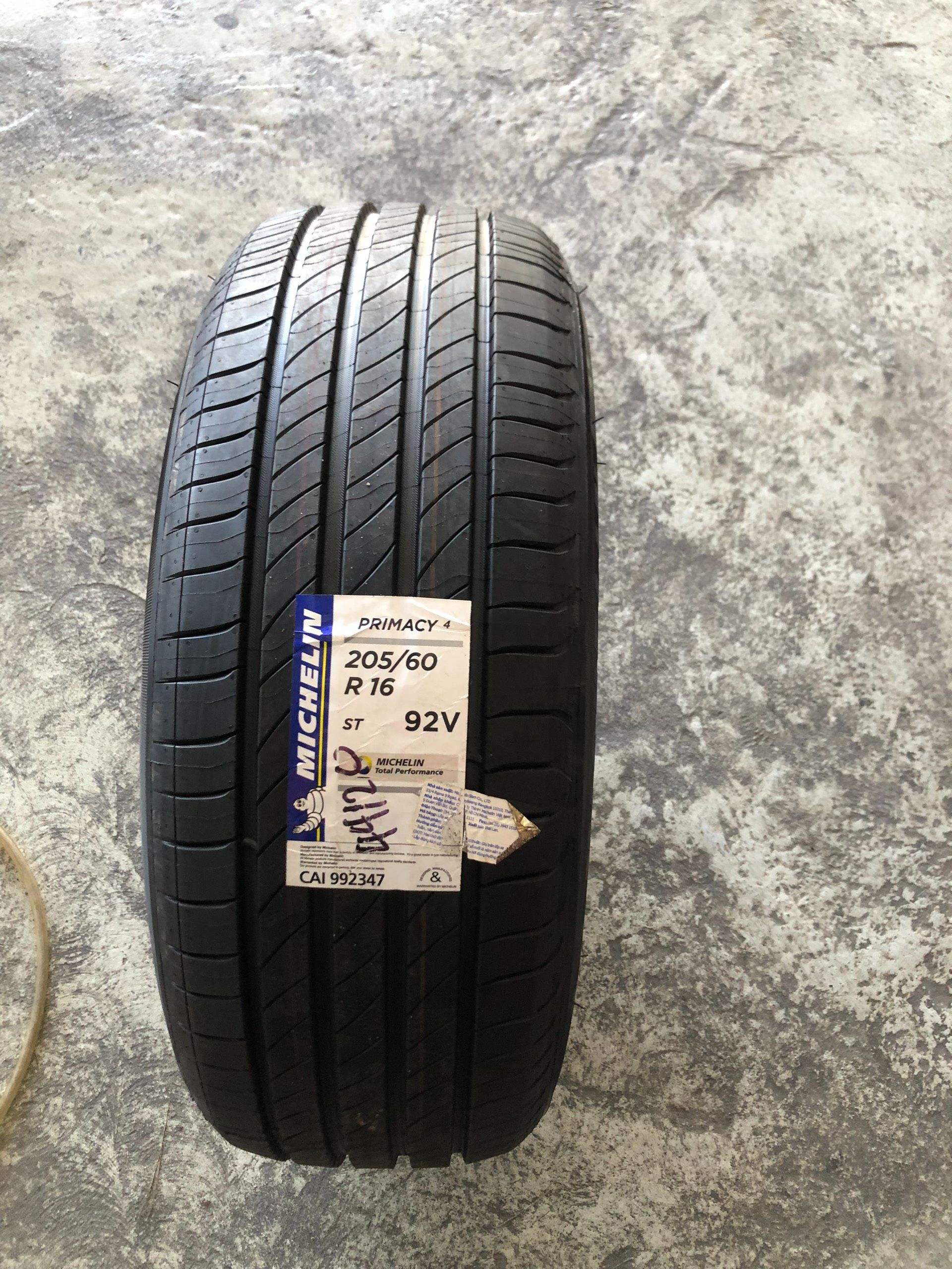 Lốp michelin 205/60r16 primacy 4st