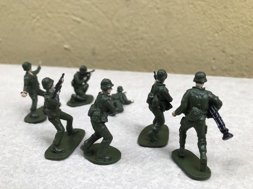 Mô hình Nhân vật người lính 1:43