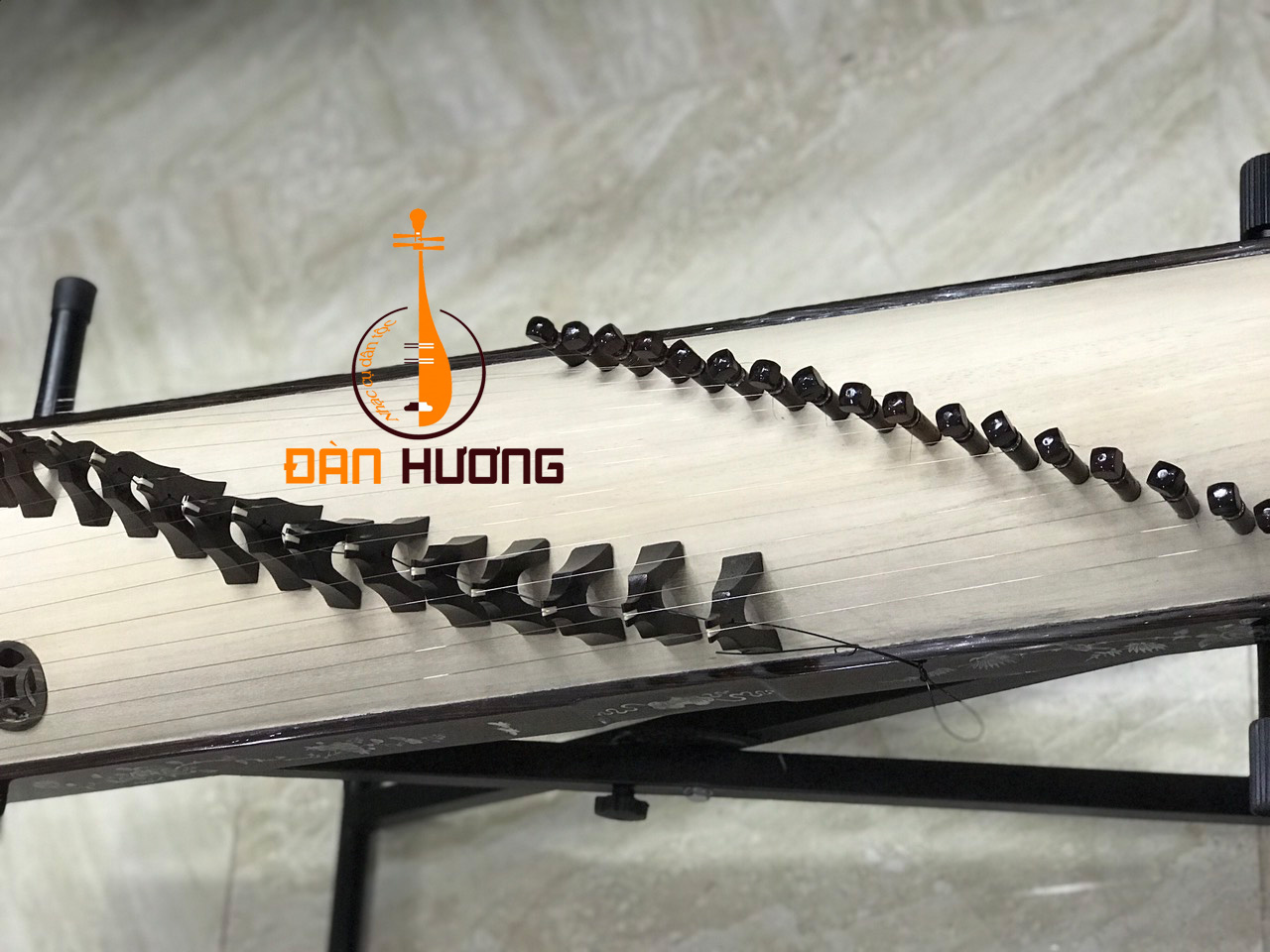Đàn tranh DT3980