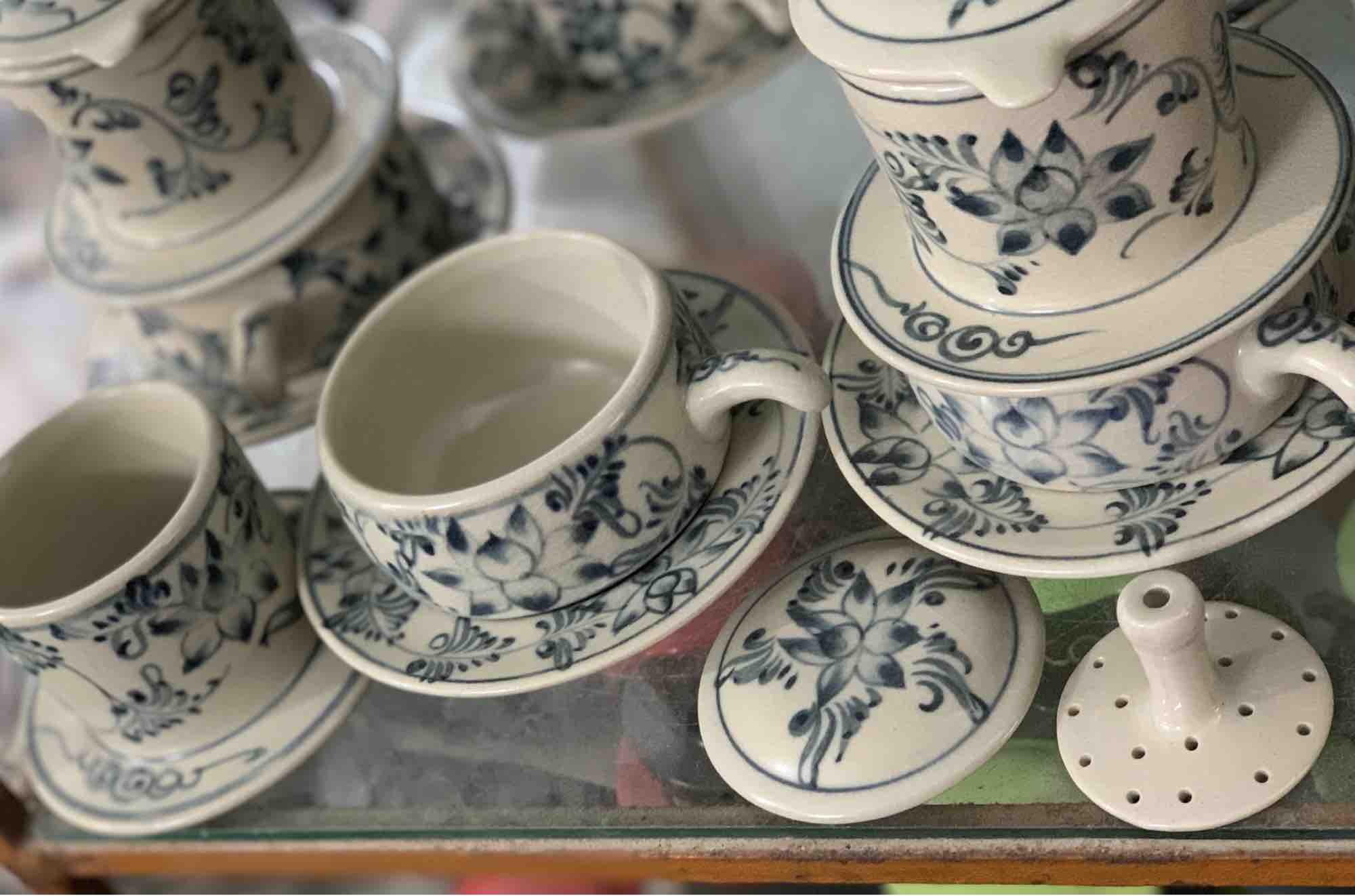 Phin pha cafe gốm sứ Bát Tràng men rạn vẽ hoạ tiết