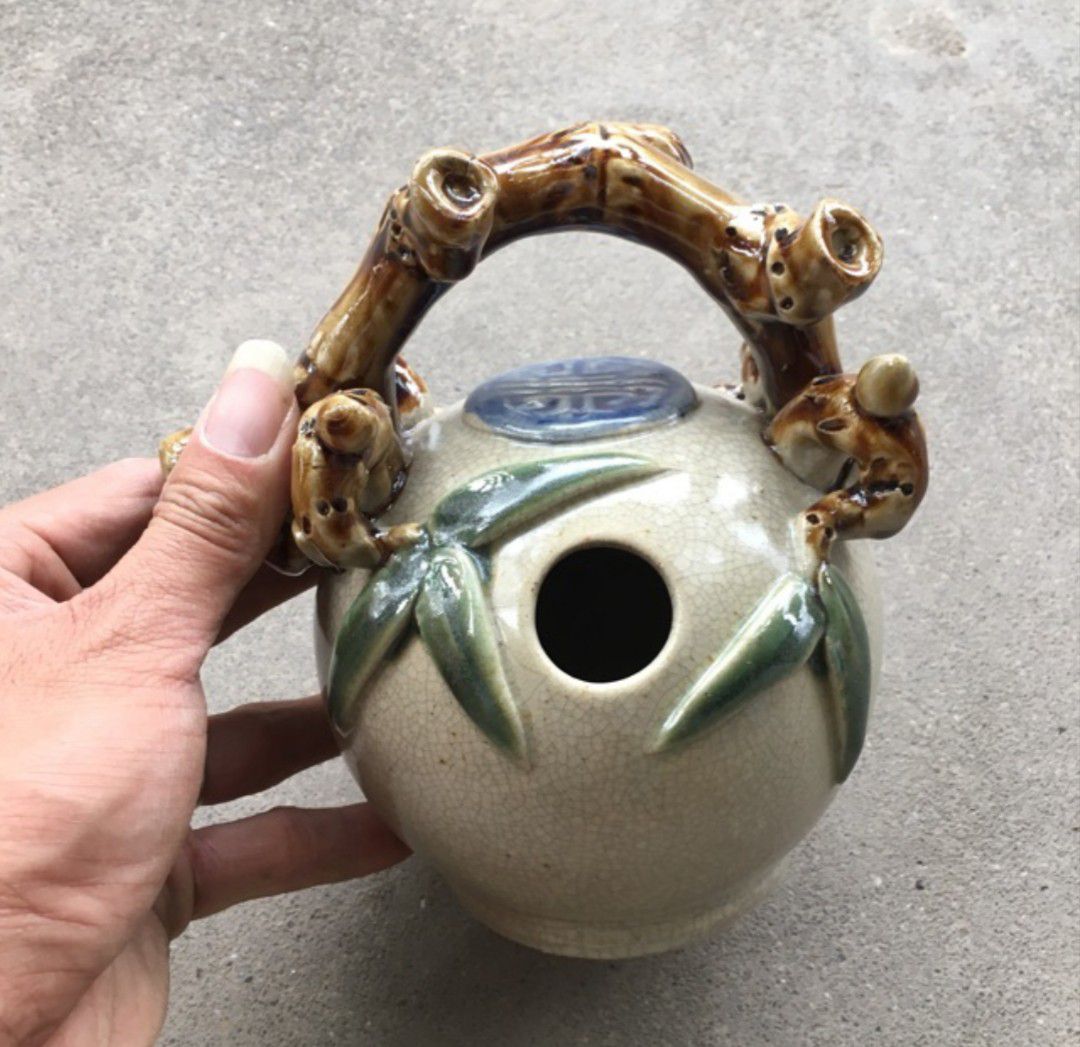 Bình đựng vôi ăn trầu men rạn giả cổ