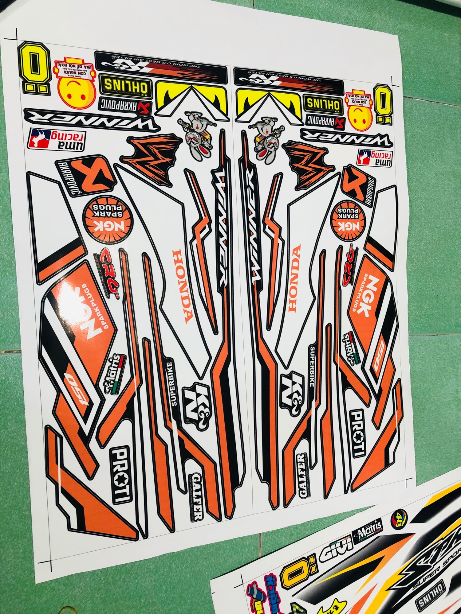 Tem rời honda winner 150 NGK cam đen
