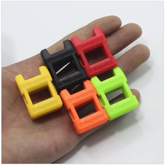 Combo 3 Tô Vít Mini Loại Nhỏ (2 Cái 4 Cạnh & 1 Cái 2 Cạnh) & 1 Nam Châm Bù Từ