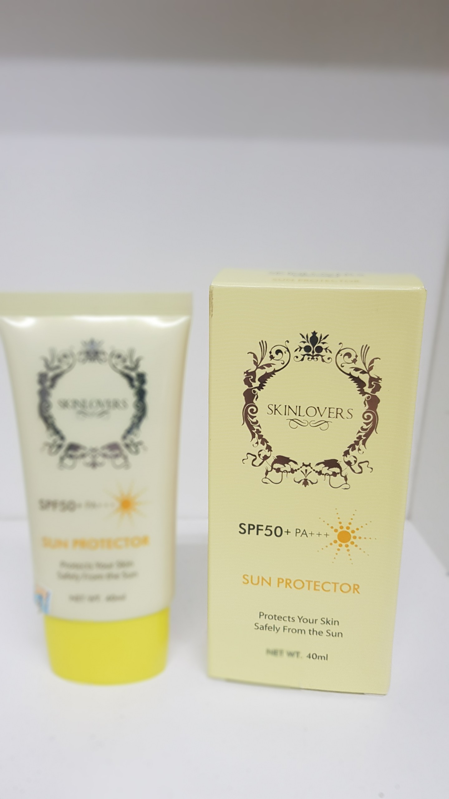 Kem Chống Nắng Hông Tan Trong Nước Skinlovers Spf 50 - 40Ml