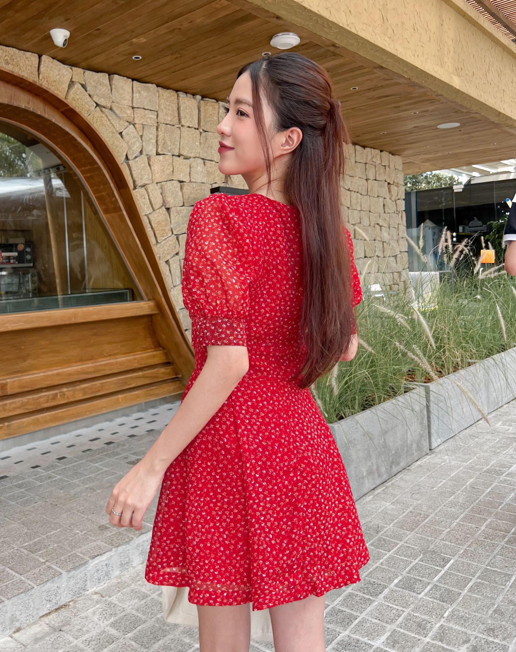 GOLA - Đầm VAMI - Đầm tay phồng cổ V