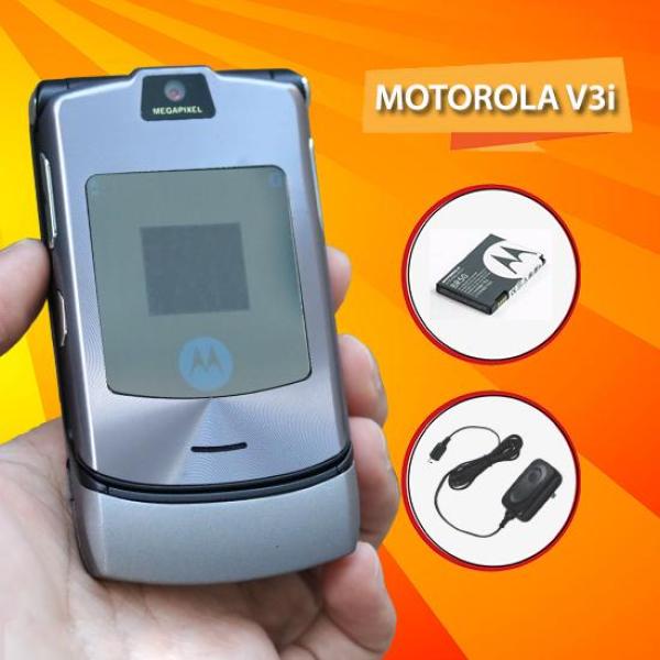 ĐTDĐ Motorola V3i Màu Xanh Kiểu Dáng Bật Nắp (Kèm Pin và Sạc)