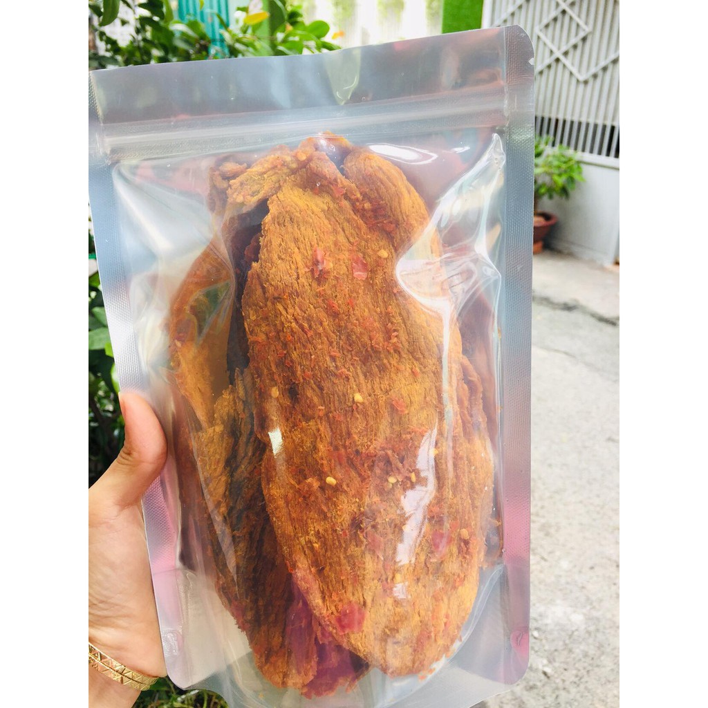 [ LOẠI 1 ] Bò Mềm Dẻo Nguyên Miếng Siêu Ngon, Khô Bò Miếng Mềm (100% Thịt Bò Tươi) - Giá Cực Rẻ, Cay Cay Thơm Ngon, Tẩm Gia Vị Vừa Ăn, Món Ăn Vặt Ngày Tết, Món Nhậu Lai Rai, Ngon Như Bò Khô Miếng Hồng Ngự/ Bò Một Nắng Kiến Vàng