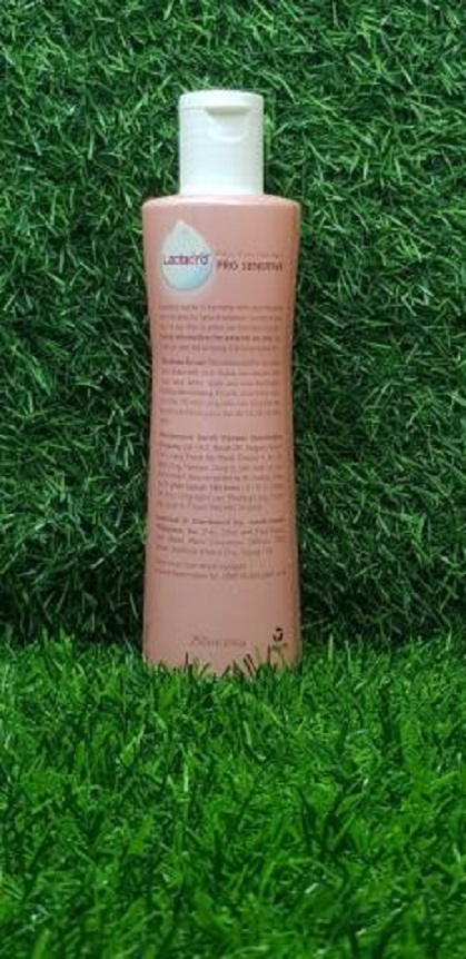 Dung dịch vệ sinh phụ nữ Lactacyd FH 250ml
