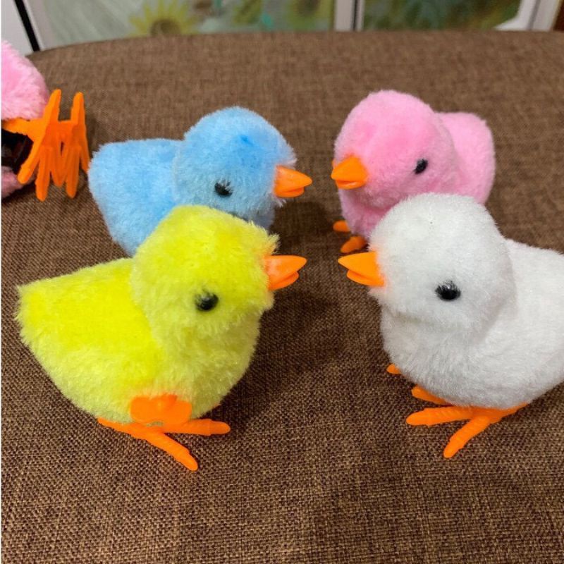 Gà con vặn cót cho bé